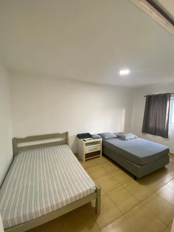 Apartamento Ap Frente A Praca Bem Localizado 02 Sao Jose  0*, Sao Jose (Santa Catarina)
